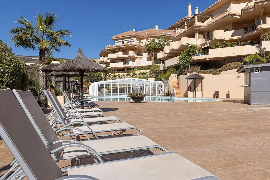 Stunning 2 Bedroom Apartment In Aloha Hill Club Marbella