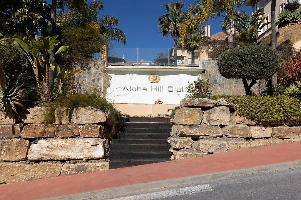 Stunning 2 Bedroom Apartment In Aloha Hill Club 马尔韦利亚 西班牙
