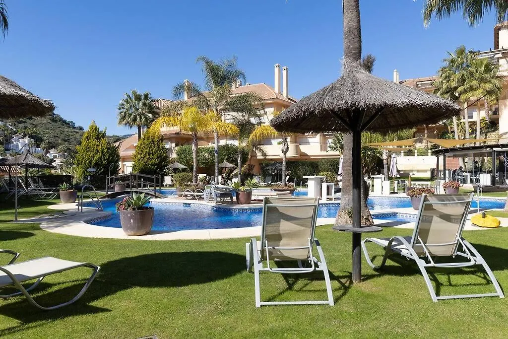 Stunning 2 Bedroom Apartment In Aloha Hill Club Marbella